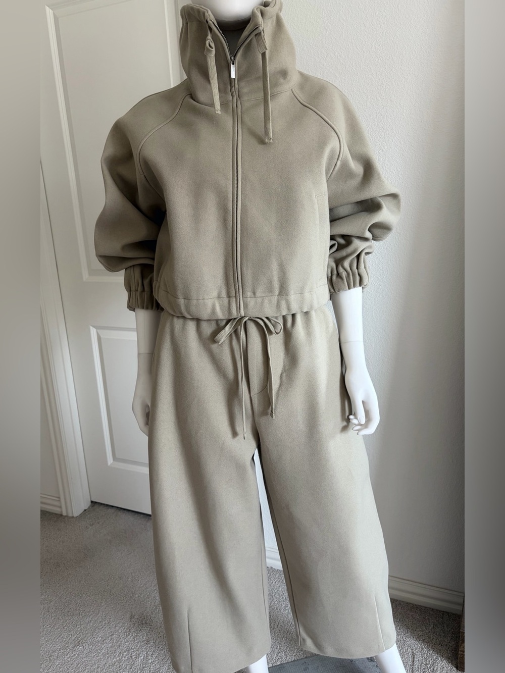 Zara Oversized 2-Piece Matching Set Bomber and Barrel Pants Gray Green X-Small